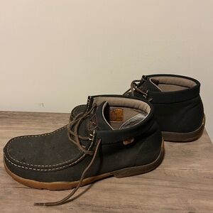 Twisted X shoe